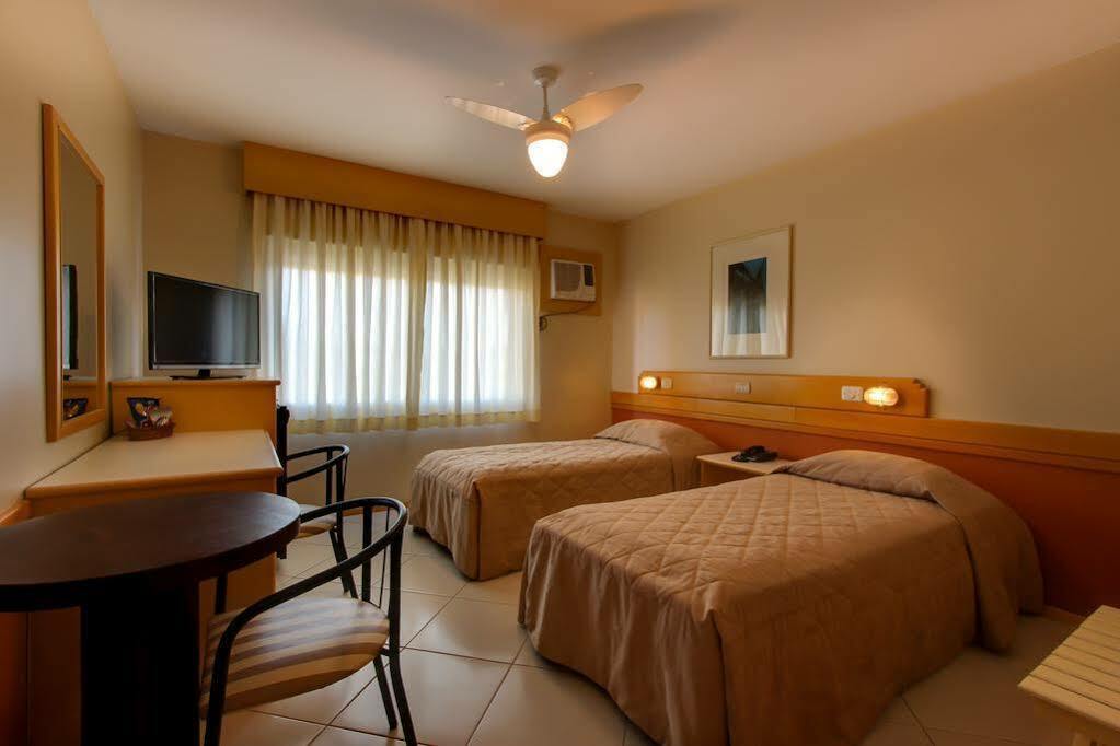 Hotel Suarez Campo Bom Exterior photo